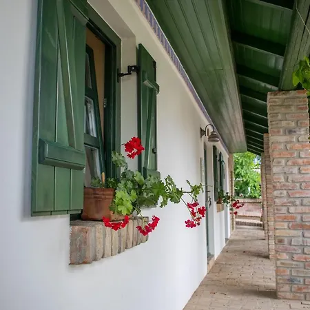 Otel Provence Birtok Decs