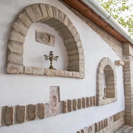 Provence Birtok 2* Decs