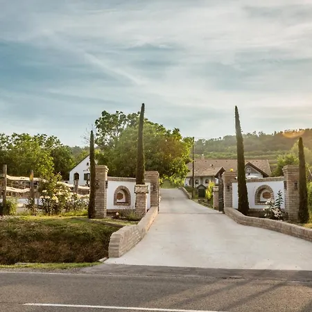 Provence Birtok Otel