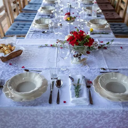 Provence Birtok Hotel Decs