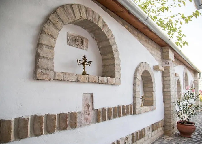 Provence Birtok 2* Decs