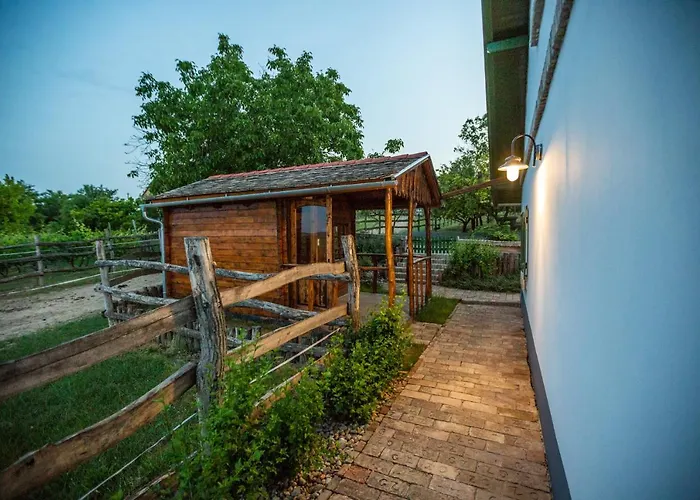 Hotel Provence Birtok 2*