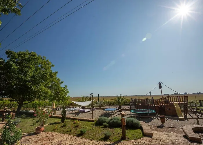 Hotel Provence Birtok Decs